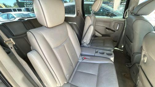 Brilliant Silver 2012 Nissan Quest SL