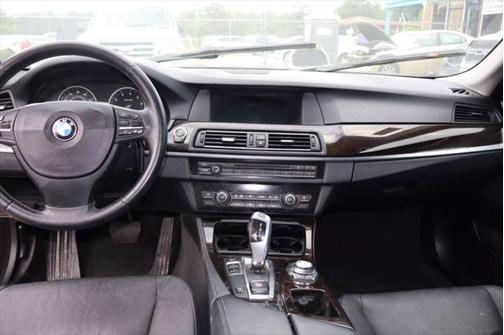 2012 BMW 528 528i Sedan 4D