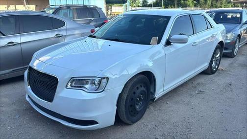2018 Chrysler 300 Touring
