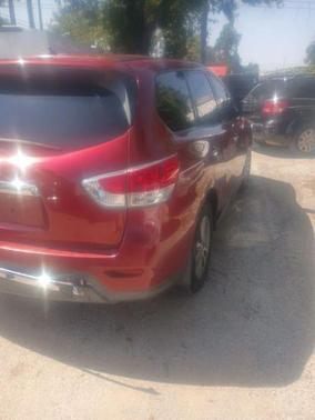 2014 Nissan Pathfinder S