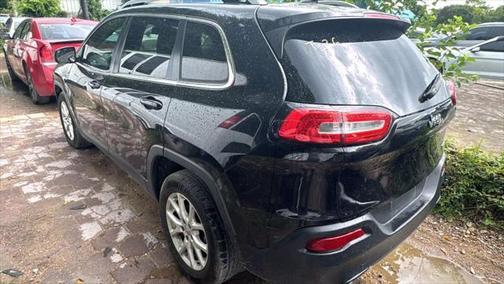 2015 Jeep Cherokee Sport