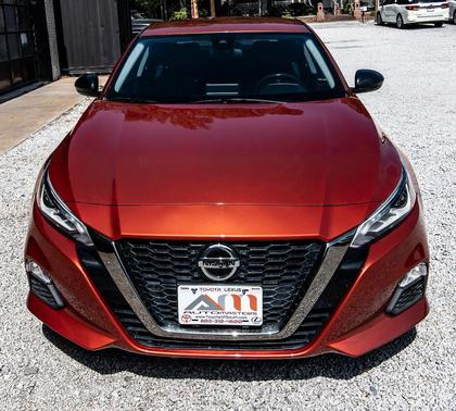 2022 Nissan Altima SR FWD