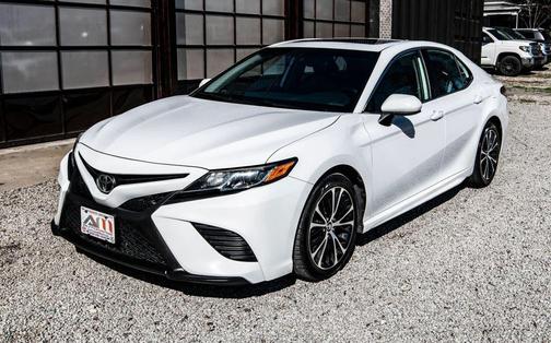 2019 Toyota Camry SE