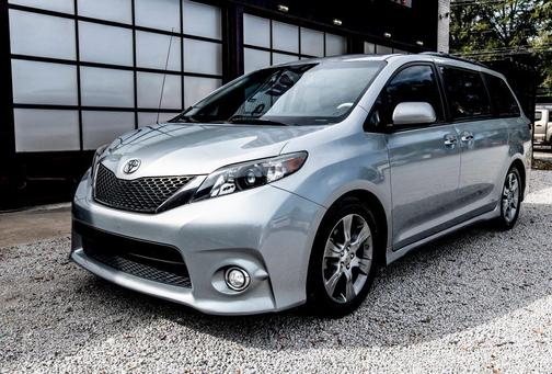 2014 Toyota Sienna SE