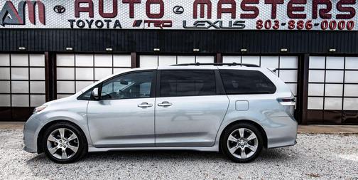 2014 Toyota Sienna SE