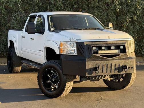 2014 Chevrolet Silverado 3500 LT