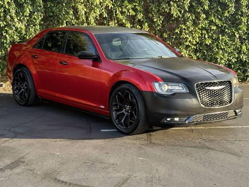 Bright White Clearcoat 2019 Chrysler 300 S