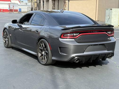 2018 Dodge Charger R/T Scat Pack