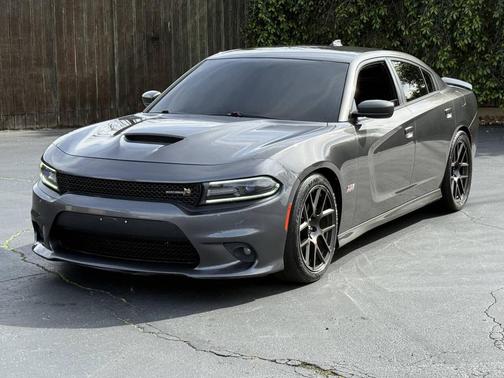 2018 Dodge Charger R/T Scat Pack