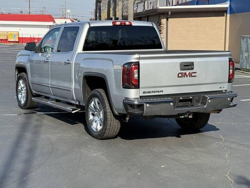 2017 GMC Sierra 1500 SLT