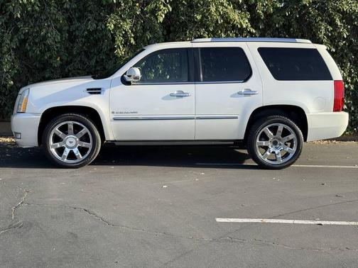 2009 Cadillac Escalade Base