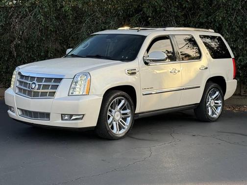 2012 Cadillac Escalade EXT Platinum Edition