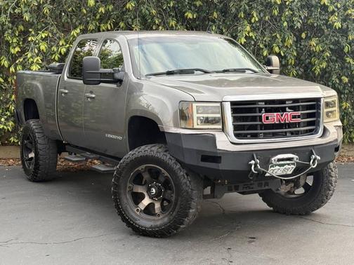 2008 GMC Sierra 2500 SLE2 H/D Crew Cab