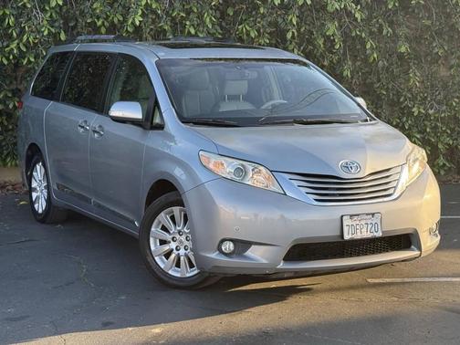 2013 Toyota Sienna XLE