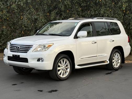 2008 Lexus LX 570 Base