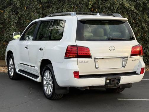 2008 Lexus LX 570 Base