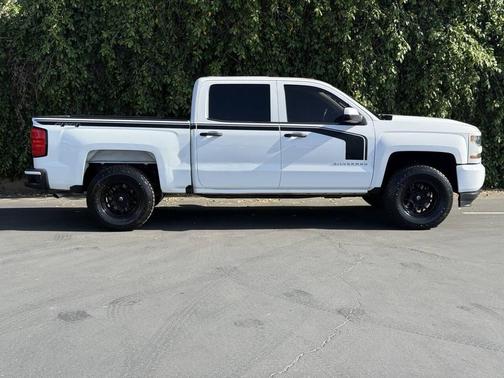 2018 Chevrolet Silverado 1500 Custom