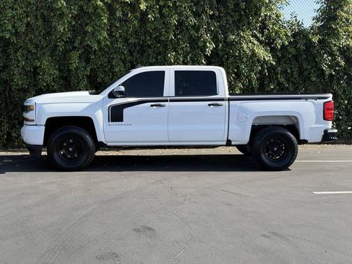 2018 Chevrolet Silverado 1500 Custom