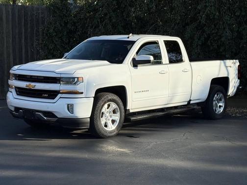 2017 Chevrolet Silverado 1500 2LT