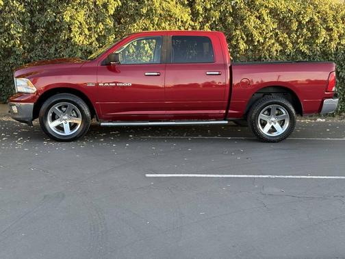 2012 RAM 1500 SLT