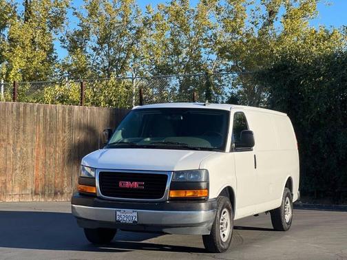 2020 GMC Savana 2500 Work Van