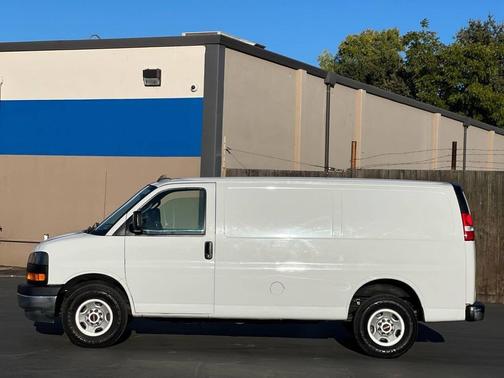2020 GMC Savana 2500 Work Van