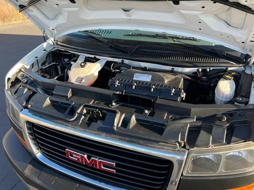 2020 GMC Savana 2500 Work Van
