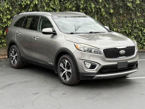 2016 Kia Sorento EX