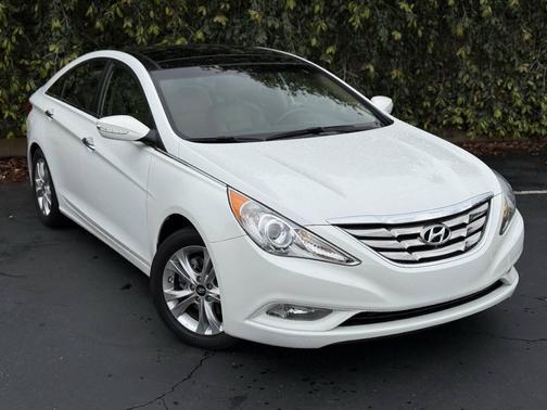 2012 Hyundai SONATA Limited