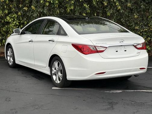 2012 Hyundai SONATA Limited