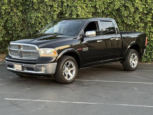 Maximum Steel Metallic Clearcoat 2017 RAM 1500 Laramie