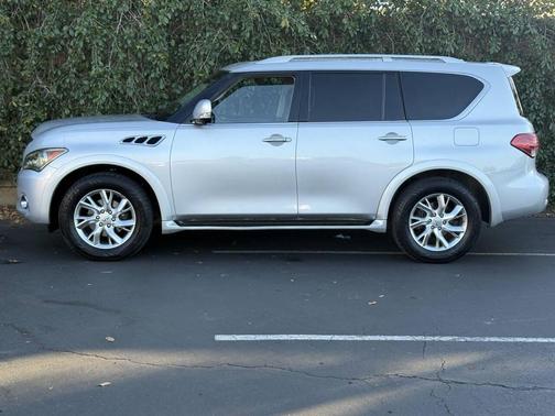 2011 INFINITI QX56 Base