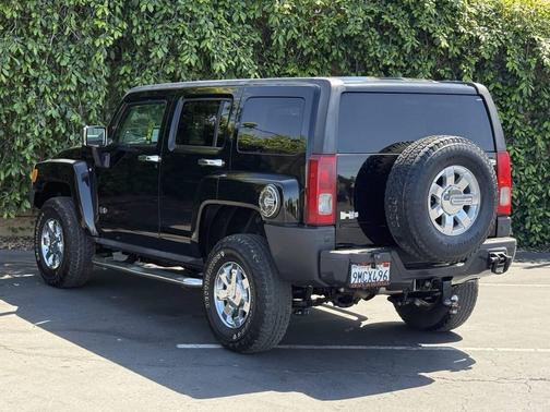 Black 2009 Hummer H3 Alpha