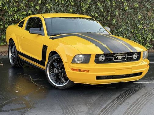 2006 Ford Mustang Premium