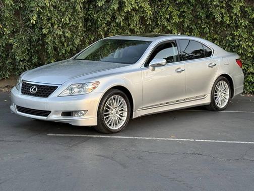 Mercury Metallic 2011 Lexus LS 460 Base