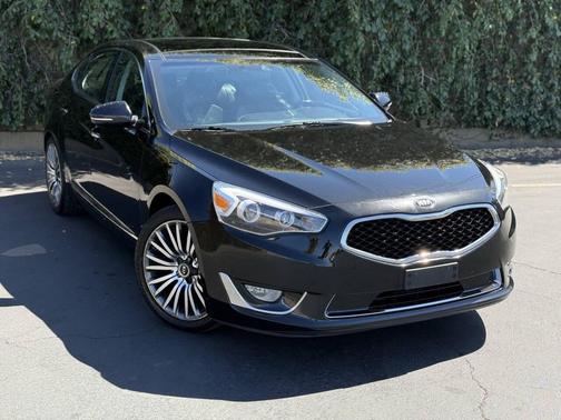 2016 Kia Cadenza Premium