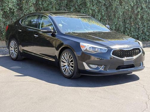 2016 Kia Cadenza Premium