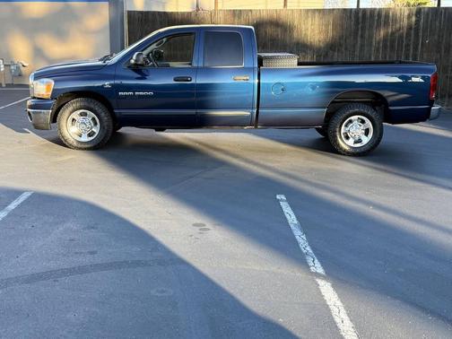 2006 Dodge Ram 2500 SLT Quad Cab