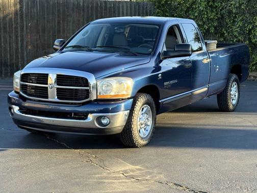 2006 Dodge Ram 2500 SLT Quad Cab