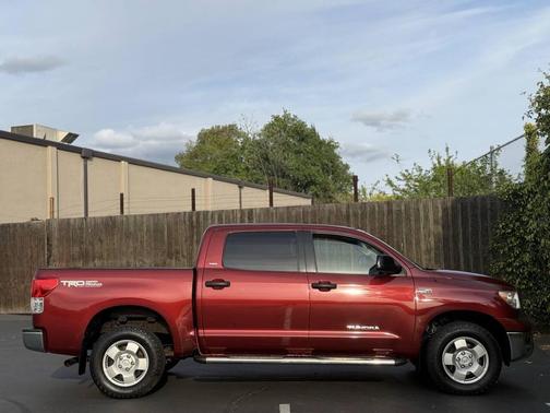 2010 Toyota Tundra Grade