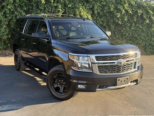 Black 2019 Chevrolet Suburban LT