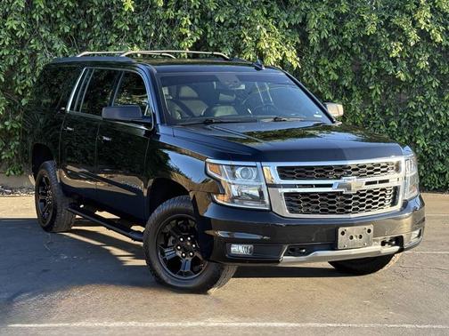 Black 2019 Chevrolet Suburban LT