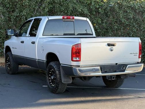 2005 Dodge Ram 1500 SLT Quad Cab
