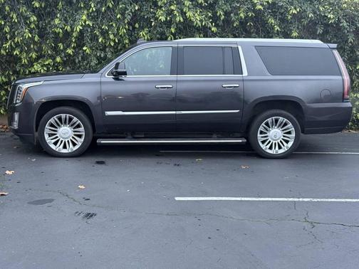 2016 Cadillac Escalade ESV Platinum