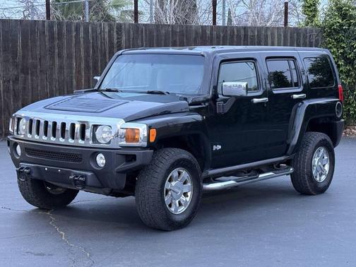 2007 Hummer H3 Base