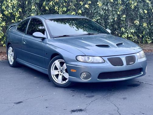 2006 Pontiac GTO Base 2dr Coupe