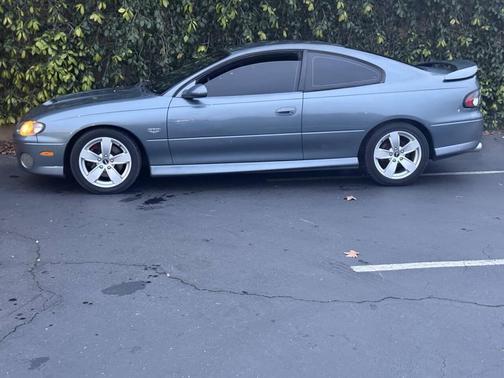 2006 Pontiac GTO Base 2dr Coupe