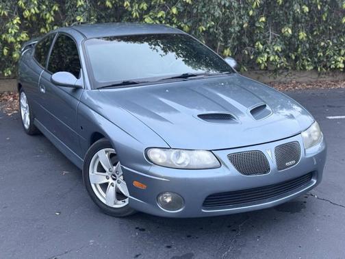 2006 Pontiac GTO Base 2dr Coupe