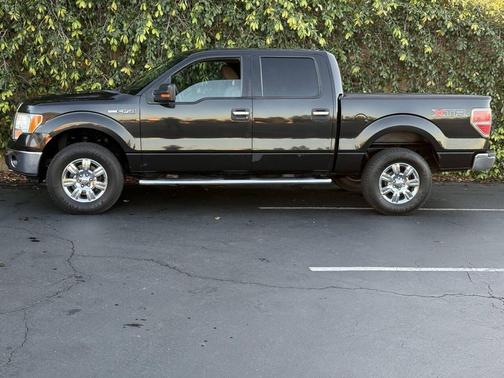 2010 Ford F-150 XLT SuperCrew