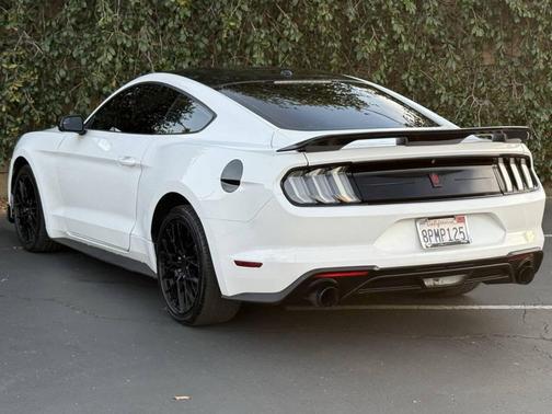 2020 Ford Mustang EcoBoost